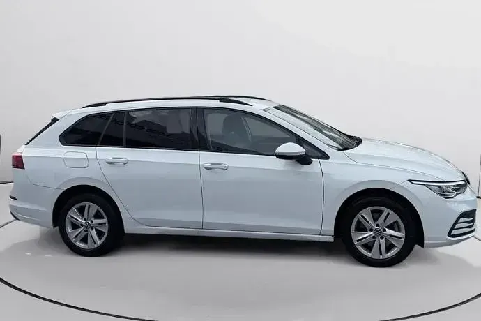 Usado VW Golf VIII Life 115 CV (84 kW) 2023