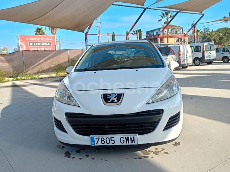 Blanco Usado 2010 Peugeot 207 Berlina | 4900 € (Precio justo) - Imagen 1/4