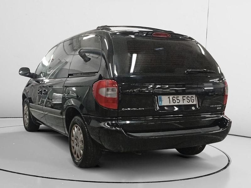 Usado Chrysler Voyager 151 CV (111 kW) 2007 Negro Monovolumen