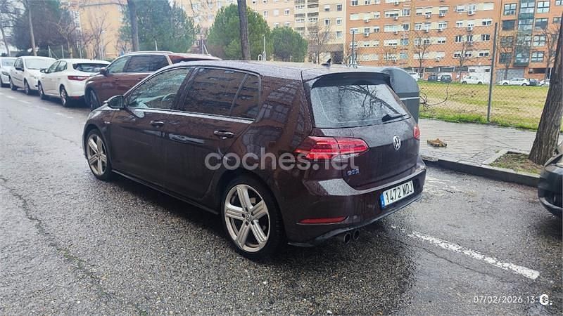 Usado VW Golf VII GTE 204 CV (150 kW) 2018 Rojo Berlina