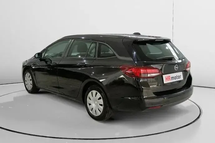 Usado Opel Astra Business 122 HP (89 kW) 2020 Preto Carrinha