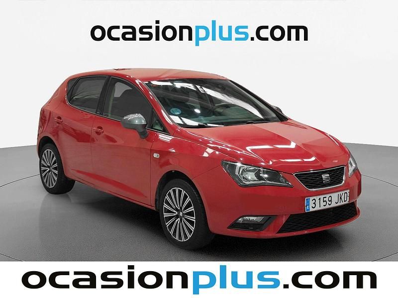 Käytetty Seat Ibiza CONNECT 75 HP (55 kW) 2015 Punainen Viistoperä