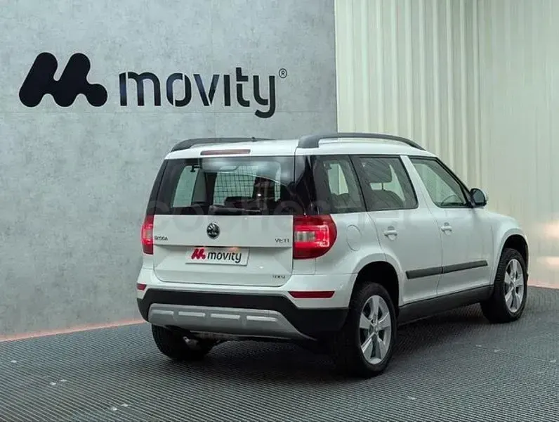 Usado Skoda Yeti Ambition 110 CV (80 kW) 2015 Blanco SUV