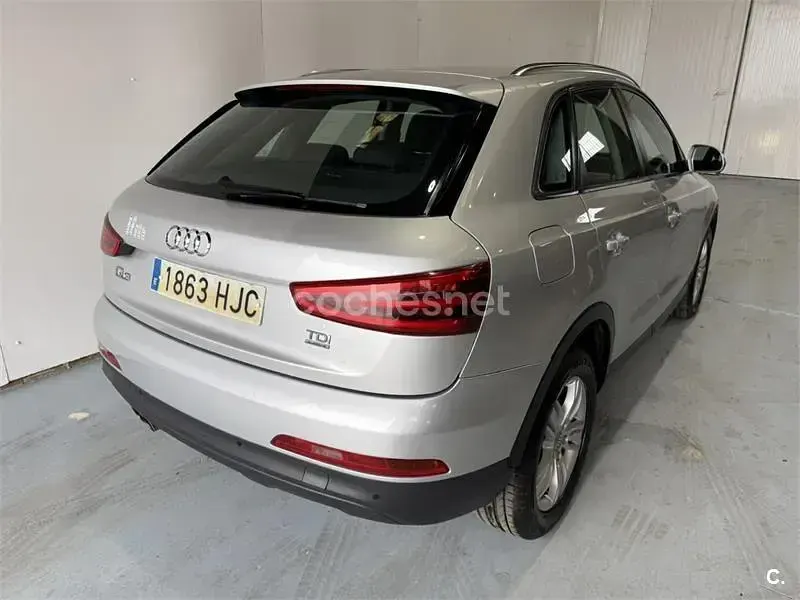 Usado Audi Q3 Ambition 177 CV (130 kW) 2012 Gris / plata SUV