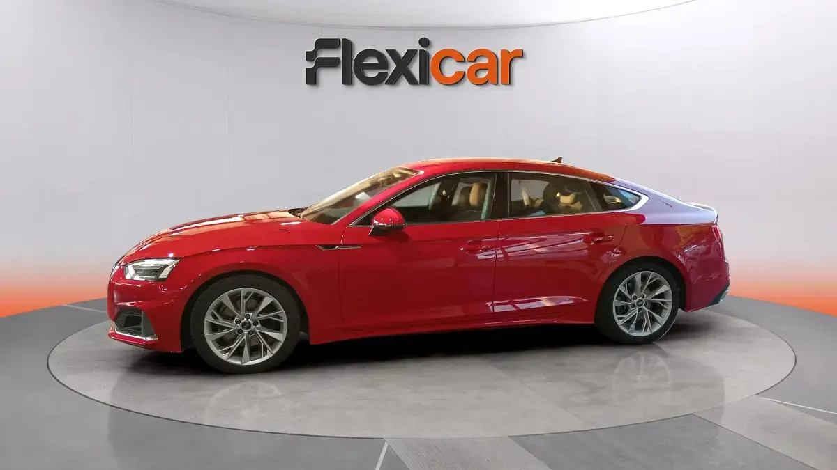 Usado Audi A5 Sportback Premium 150 CV (110 kW) 2022 Rojo Utilitario