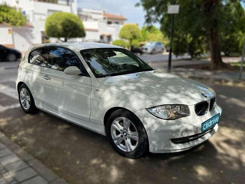 Usado BMW 118 Coupé 143 CV (105 kW) 2008 Blanco Coupe