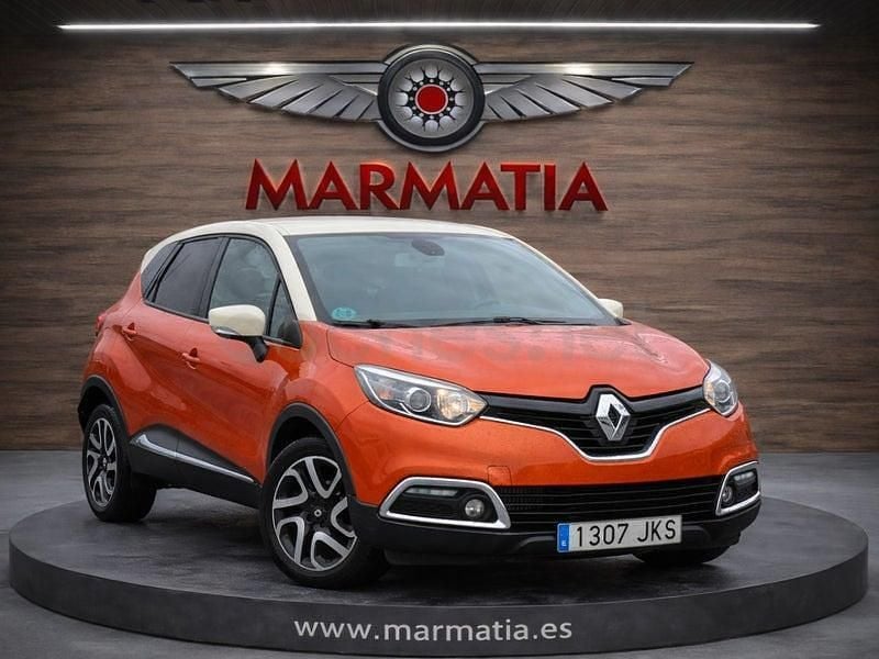 Usado Renault Captur Life 90 CV (66 kW) 2015 Naranja SUV