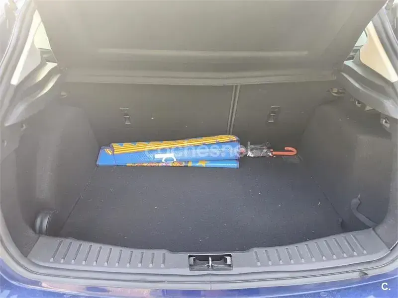 Usado Ford Focus Trend 115 CV (84 kW) 2013 Azul Berlina