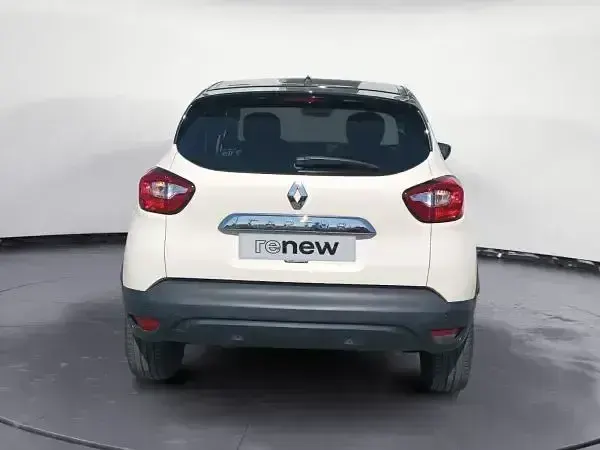 Usado Renault Captur Zen 90 CV (66 kW) 2016 Otro SUV