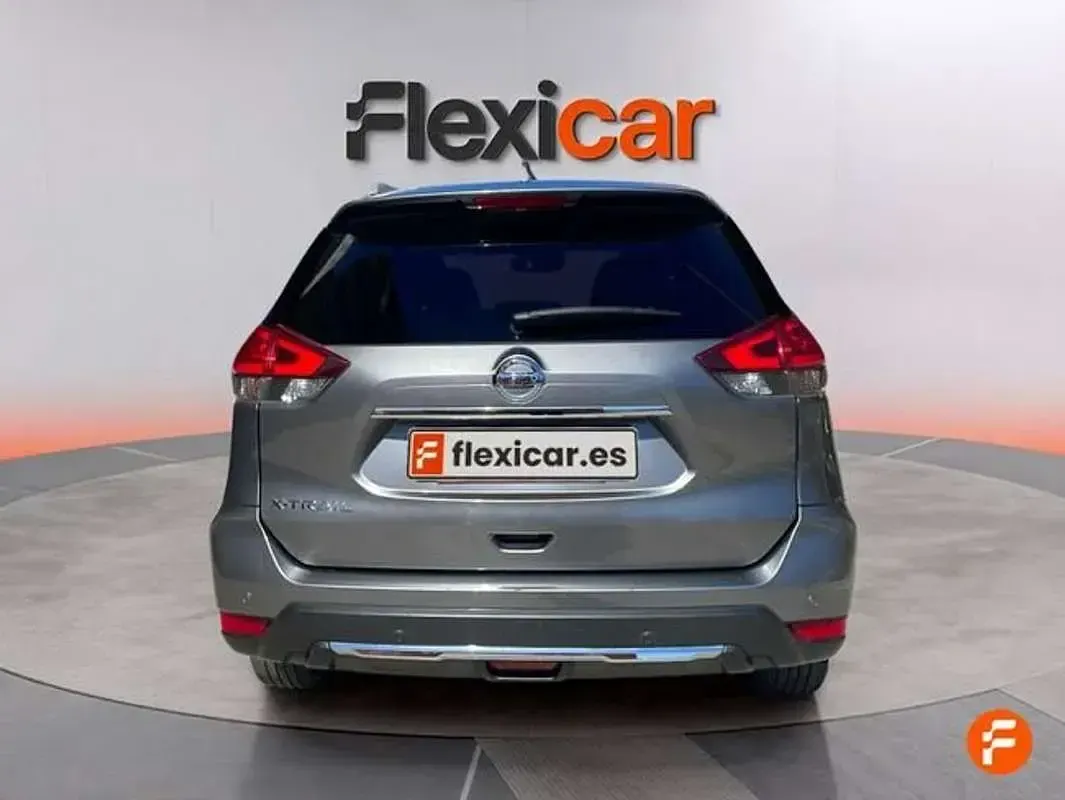 Usado Nissan X-Trail Tekna 160 CV (117 kW) 2019 Gris SUV