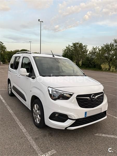 Usado Opel Combo Life Elegance 102 CV (75 kW) 2020 Blanco Monovolumen