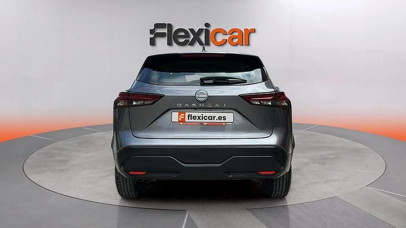 Usado Nissan Qashqai Acenta 140 CV (102 kW) 2024 Gris SUV