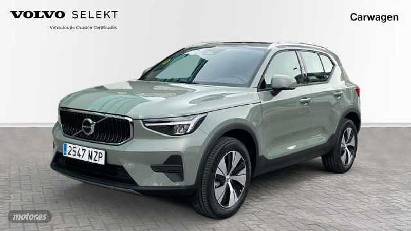Verde Nuevo 2025 Volvo XC40 Core SUV | 36.200 € (Buen precio) - Imagen 1/4