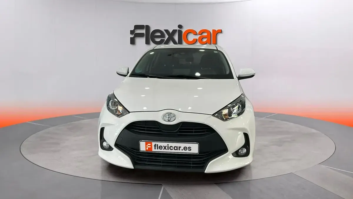 Usado Toyota Yaris Edition 125 CV (91 kW) 2022 Blanco Utilitario