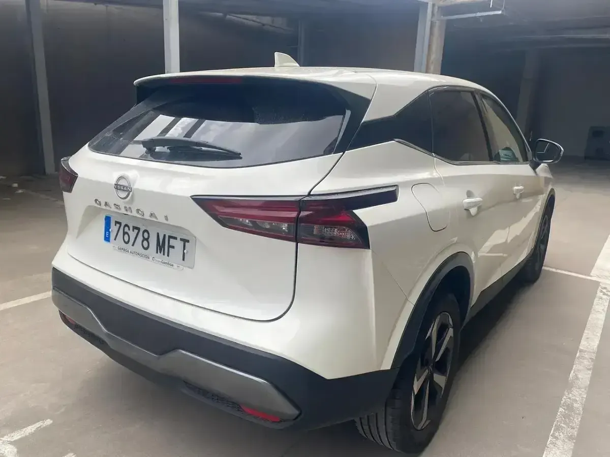 Usado Nissan Qashqai N-Connecta 140 CV (102 kW) 2023 Blanco SUV