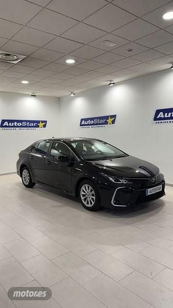 Negro Usado 2023 Toyota Corolla Active Berlina | 20.900 € (Precio justo) - Imagen 1/4
