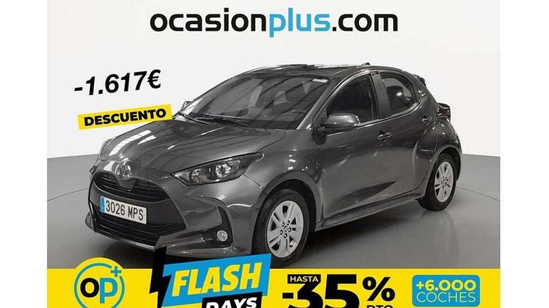 Usado Toyota Yaris Edition 125 CV (91 kW) 2024 Gris Utilitario