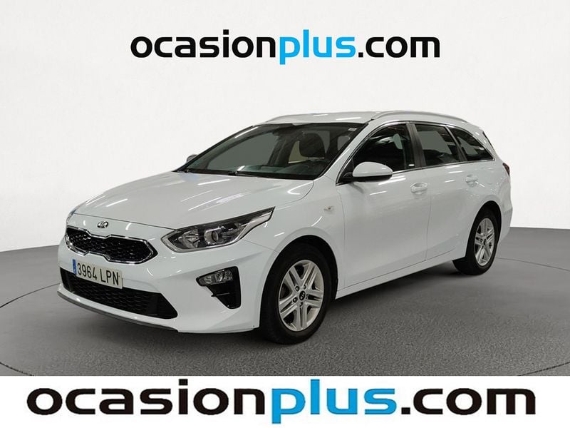 Blanco Usado 2021 Kia Ceed Monovolumen | 12.000 € (Super precio) - Imagen 1/4