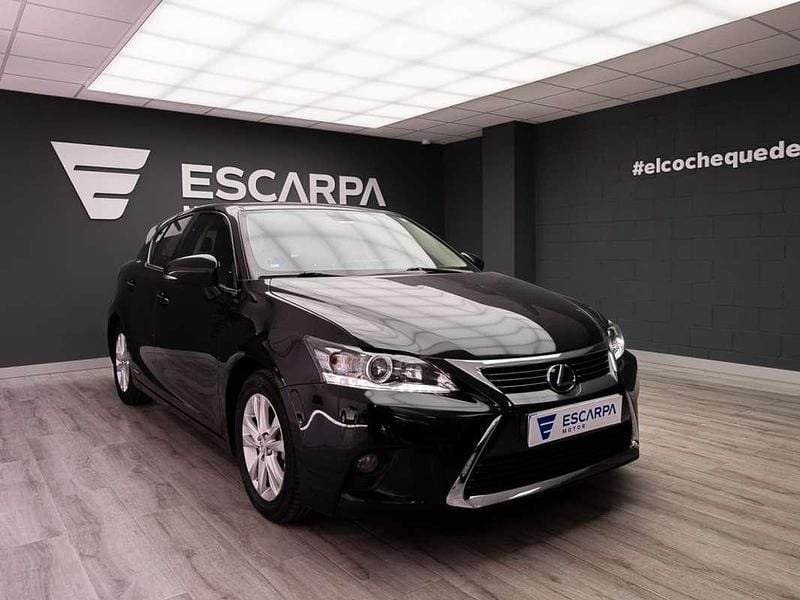 Usado Lexus CT200h Executive Line 136 CV (100 kW) 2017 Negro Utilitario