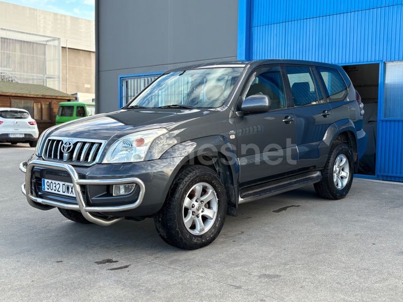 Usado Toyota Land Cruiser 166 CV (122 kW) 2006 Gris / plata SUV