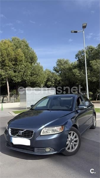 Usado Volvo S40 Summum 136 CV (100 kW) 2008 Azul Berlina