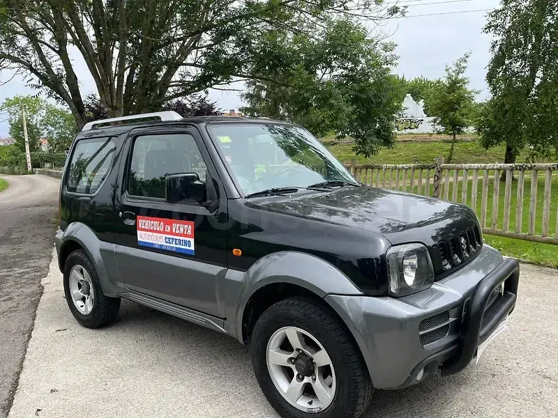 Usado Suzuki Jimny 85 CV (62 kW) 2007 Negro SUV