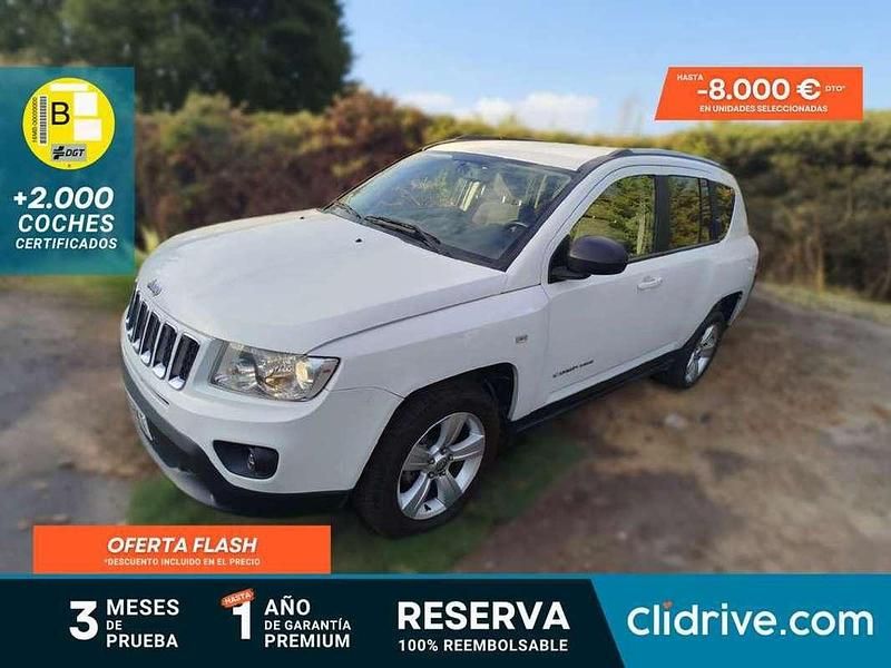Blanco Usado 2012 Jeep Compass Sport SUV | 7490 € (Precio justo) - Imagen 1/3