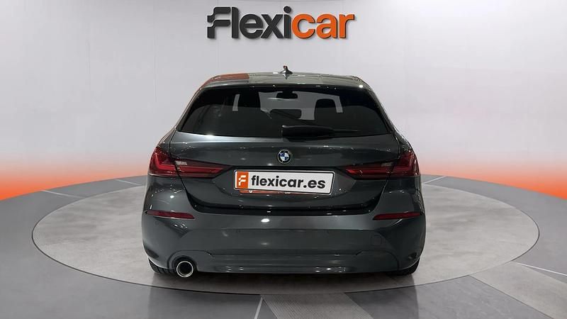 Usado BMW 118 140 CV (102 kW) 2020 Gris Utilitario