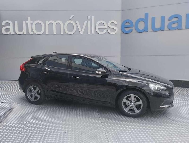 Negro Usado 2018 Volvo V40 Familiar | 11.500 € (Precio justo) - Imagen 1/4