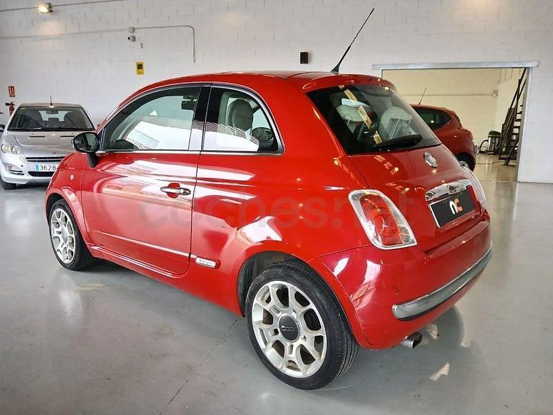 Usado Fiat 500 Lounge 69 CV (50 kW) 2009 Rojo Descapotable