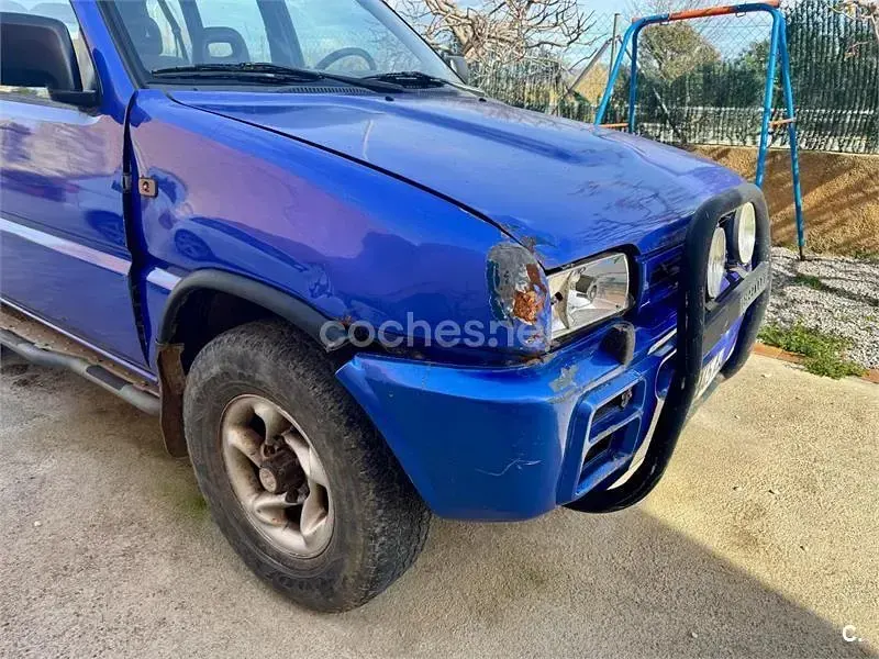 Usado Nissan Terrano 100 CV (73 kW) 1995 Azul SUV