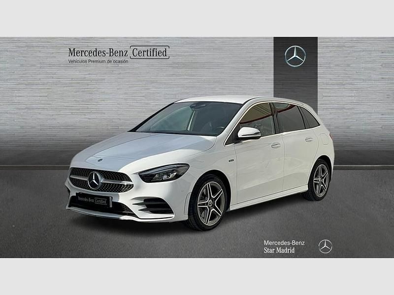 Usado Mercedes B250e AMG line 218 CV (160 kW) 2021 Blanco Monovolumen