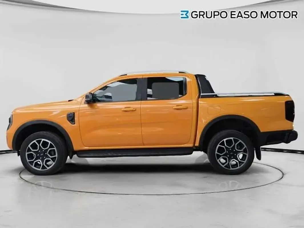 Usado Ford Ranger Wildtrack 241 CV (177 kW) 2025 Naranja Pickup/Camioneta