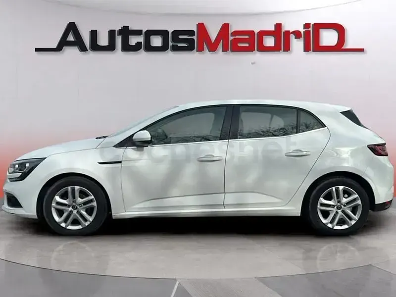 Usado Renault Mégane IV Life 115 CV (84 kW) 2020 Blanco Berlina