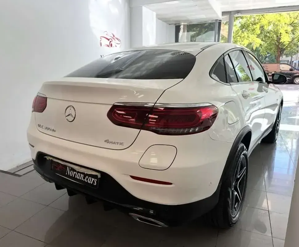 Usado Mercedes GLC300e 306 CV (225 kW) 2020 Blanco SUV