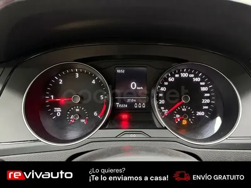 Usado VW Passat Business 150 CV (110 kW) 2021 Gris / plata Familiar