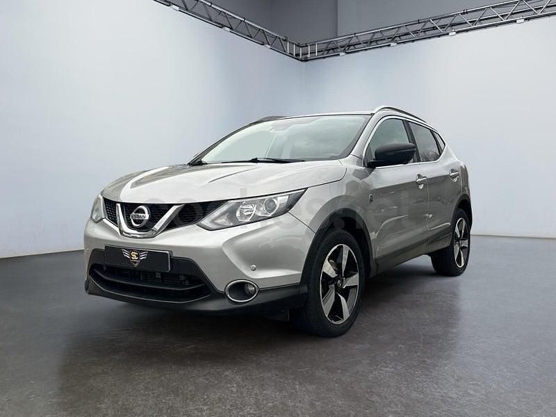Usado Nissan Qashqai N-Vision 130 CV (95 kW) 2017 Gris / plata SUV