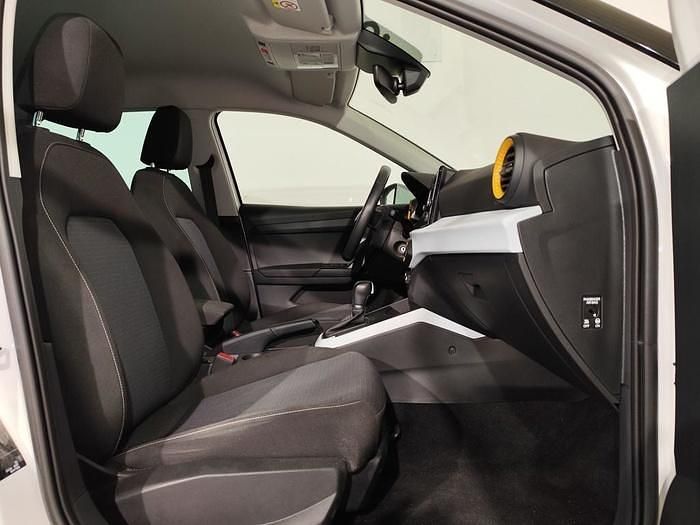 Usado Seat Arona Style 115 CV (84 kW) 2025 Blanco SUV