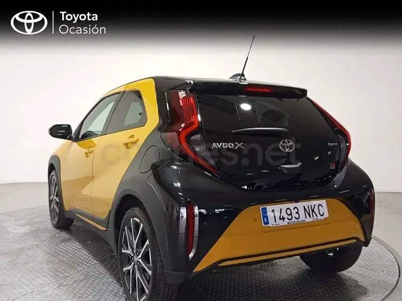 Nuevo Toyota Aygo X Sport 116 CV (85 kW) 2026 Gris / plata SUV