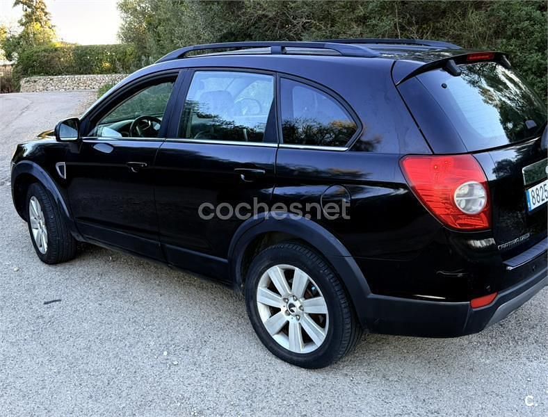 Usado Chevrolet Captiva 150 CV (110 kW) 2007 Negro SUV
