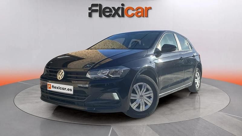 Usado VW Polo Advance 75 CV (55 kW) 2018 Negro Utilitario