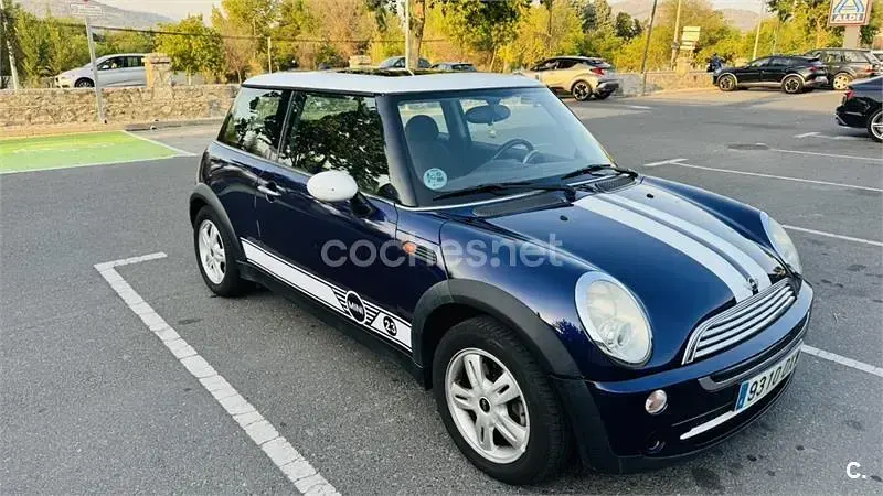 Usado Mini ONE 90 CV (66 kW) 2006 Azul Utilitario