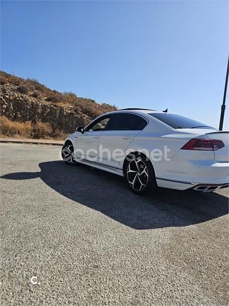 Usado VW Passat R-line 150 CV (110 kW) 2020 Blanco Berlina