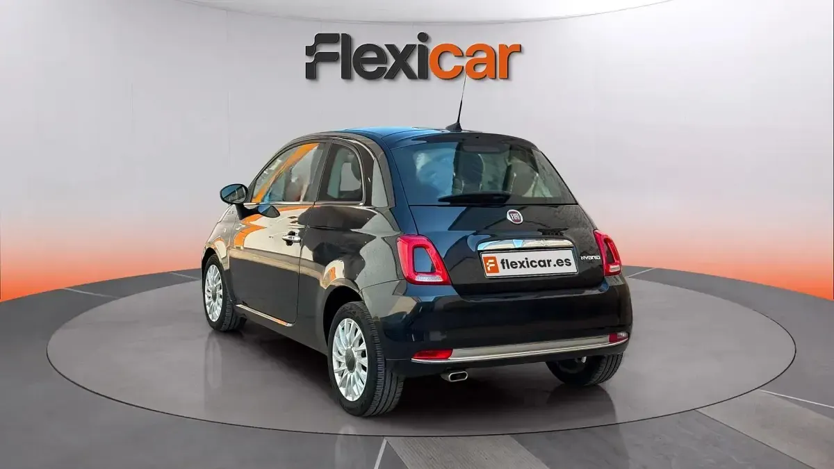 Usado Fiat 500 Dolcevita 71 CV (52 kW) 2021 Azul Berlina