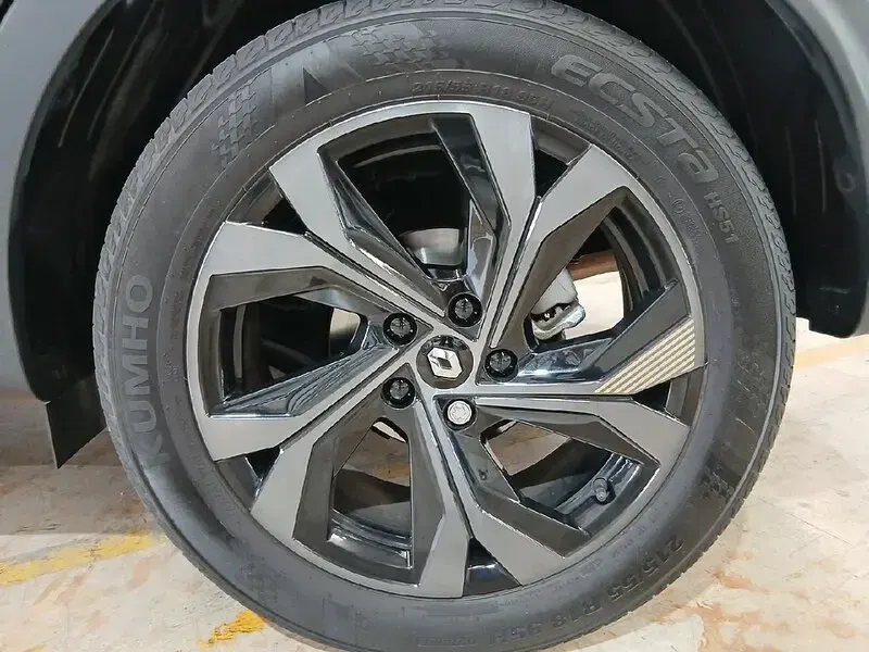 Usado Renault Arkana Engineered 94 CV (69 kW) 2023 Negro SUV