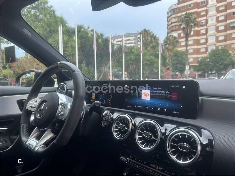 Gris / plata Usado 2022 Mercedes A45 AMG Berlina | 52.900 € (Buen precio) - Imagen 1/4
