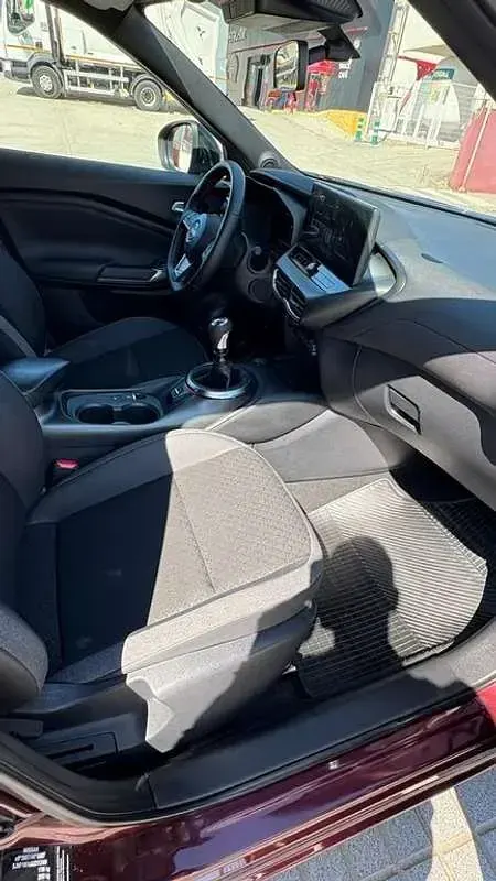 Usado Nissan Juke N-Connecta 113 CV (83 kW) 2025 Burdeos SUV
