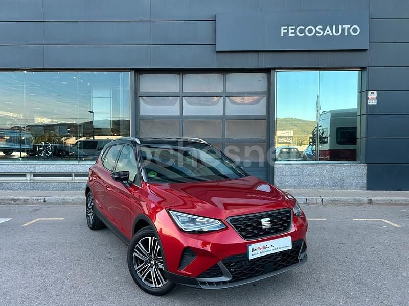 Rojo Usado 2024 Seat Arona FR SUV | 20.190 € (Precio justo) - Imagen 1/4