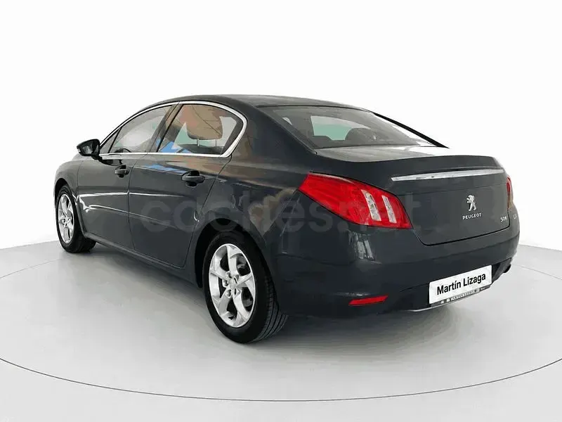 Usado Peugeot 508 Active 140 CV (102 kW) 2013 Gris / plata Berlina