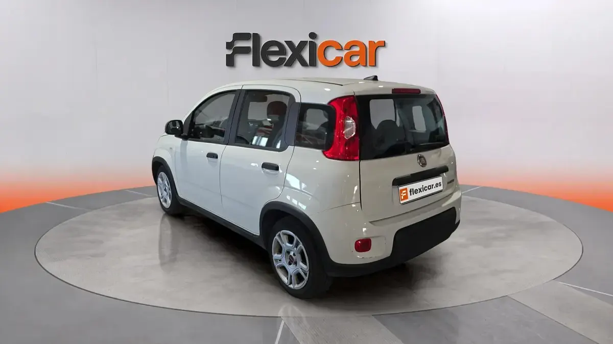 Usado Fiat Panda 71 CV (52 kW) 2024 Blanco Utilitario